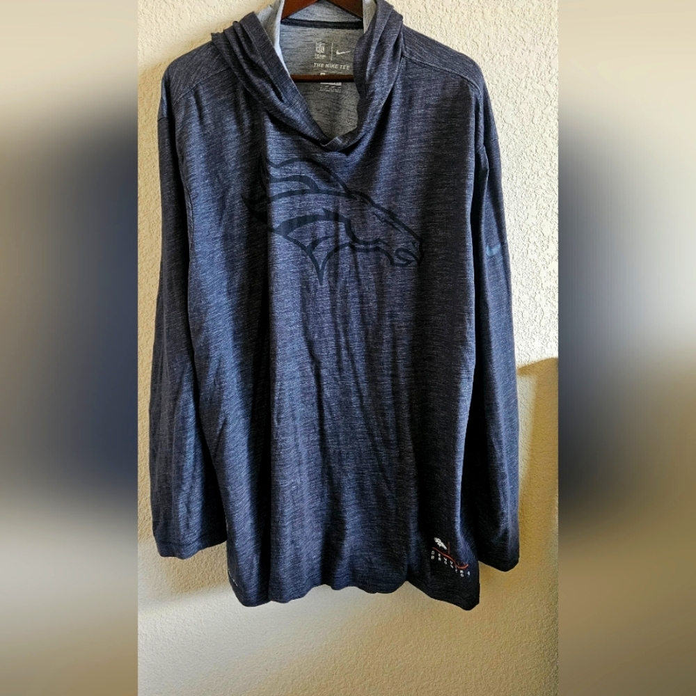 Dark Heather gray